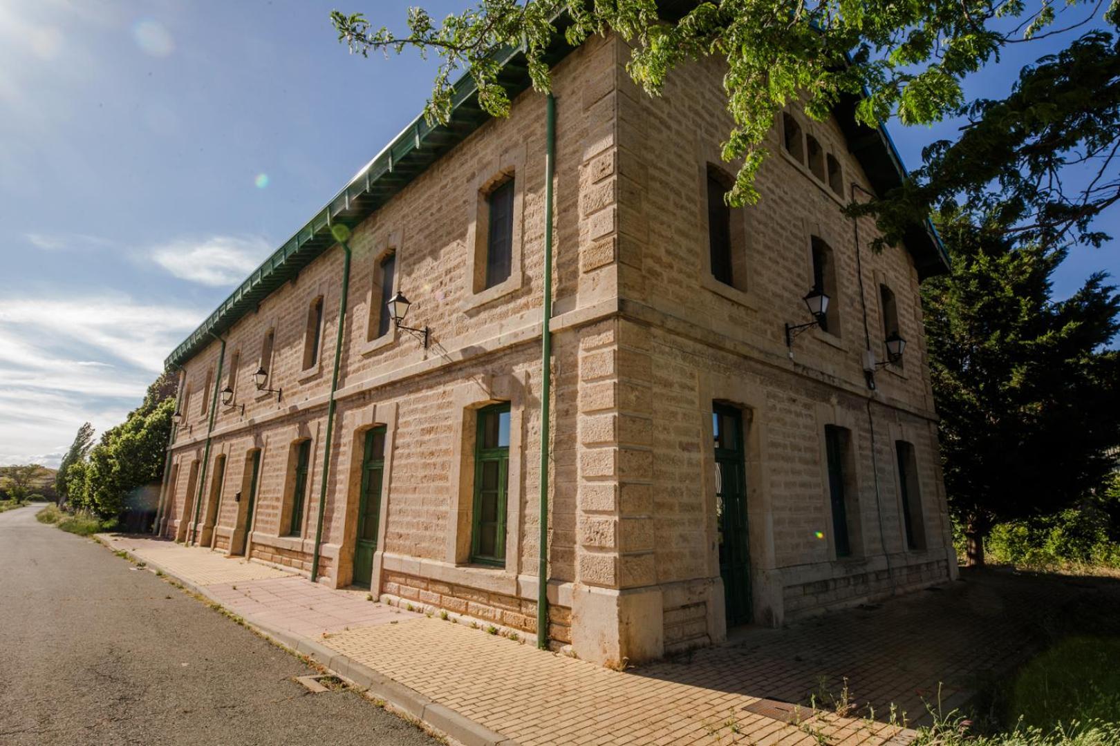 Hotel Rural Estacion De La Dehesa Almazan Bagian luar foto